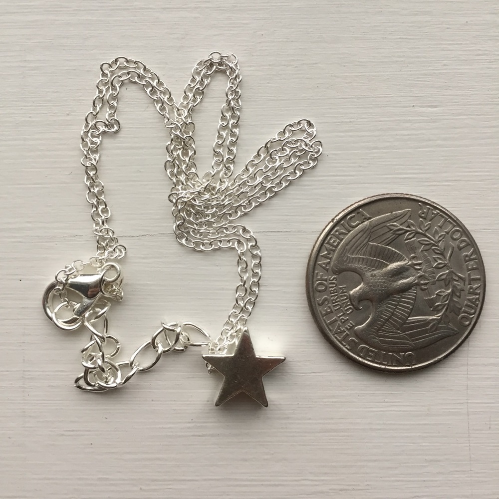 ⚜️[𝟯/$𝟭𝟴]⚜️Silver Star Delicate Choker NEW - Picture 5 of 7